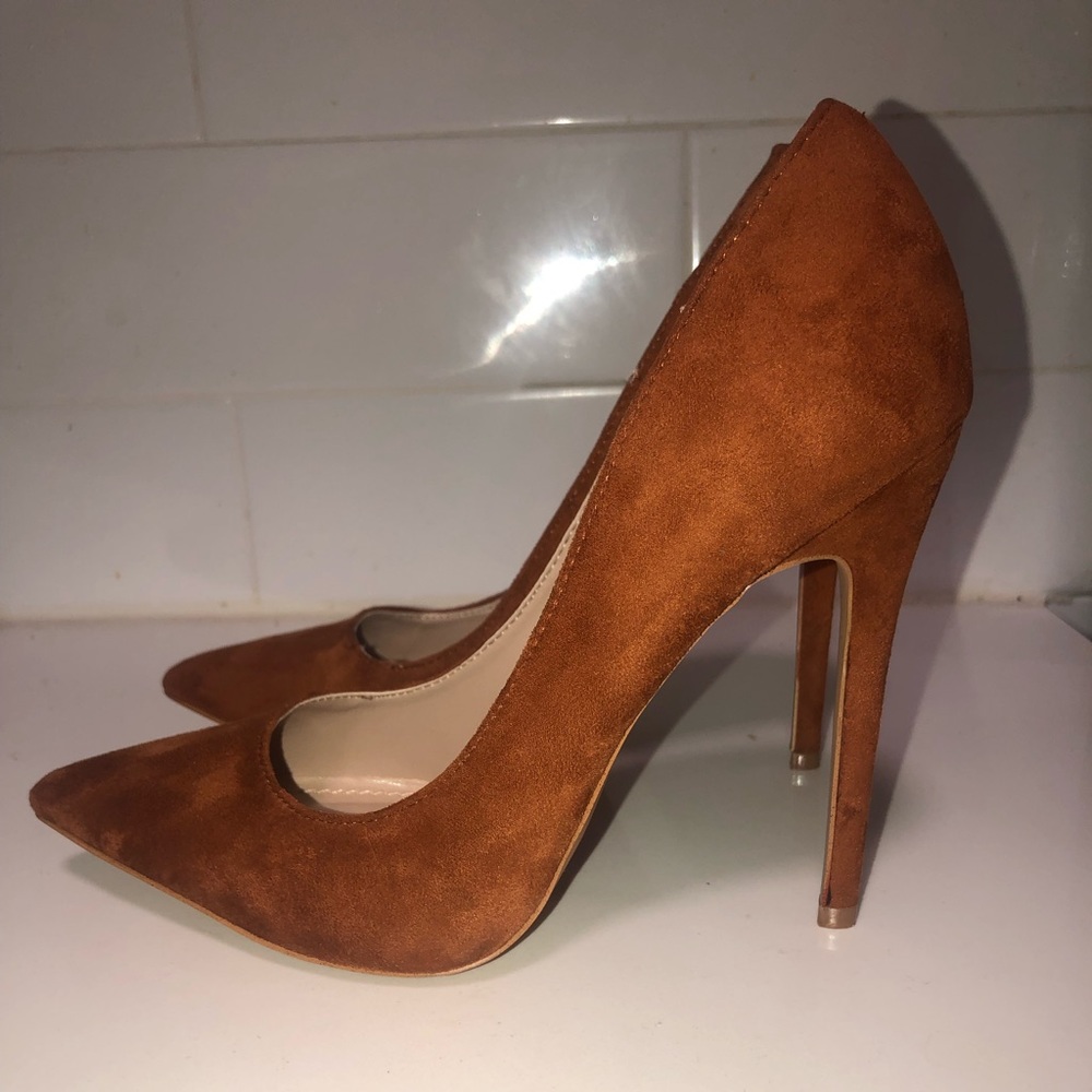 Suede chestnut 🌰 shoes